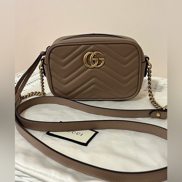 SOLD Gucci GG Mini Marmont Shoulder Bag - Picture 1 of 13